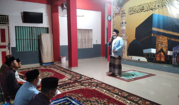 PROGRAM STUDI BIMBINGAN PENYULUHAN ISLAM (BPI) UIN RADEN FATAH TERJUNKAN 15 ORANG PETUGAS TARAWIH